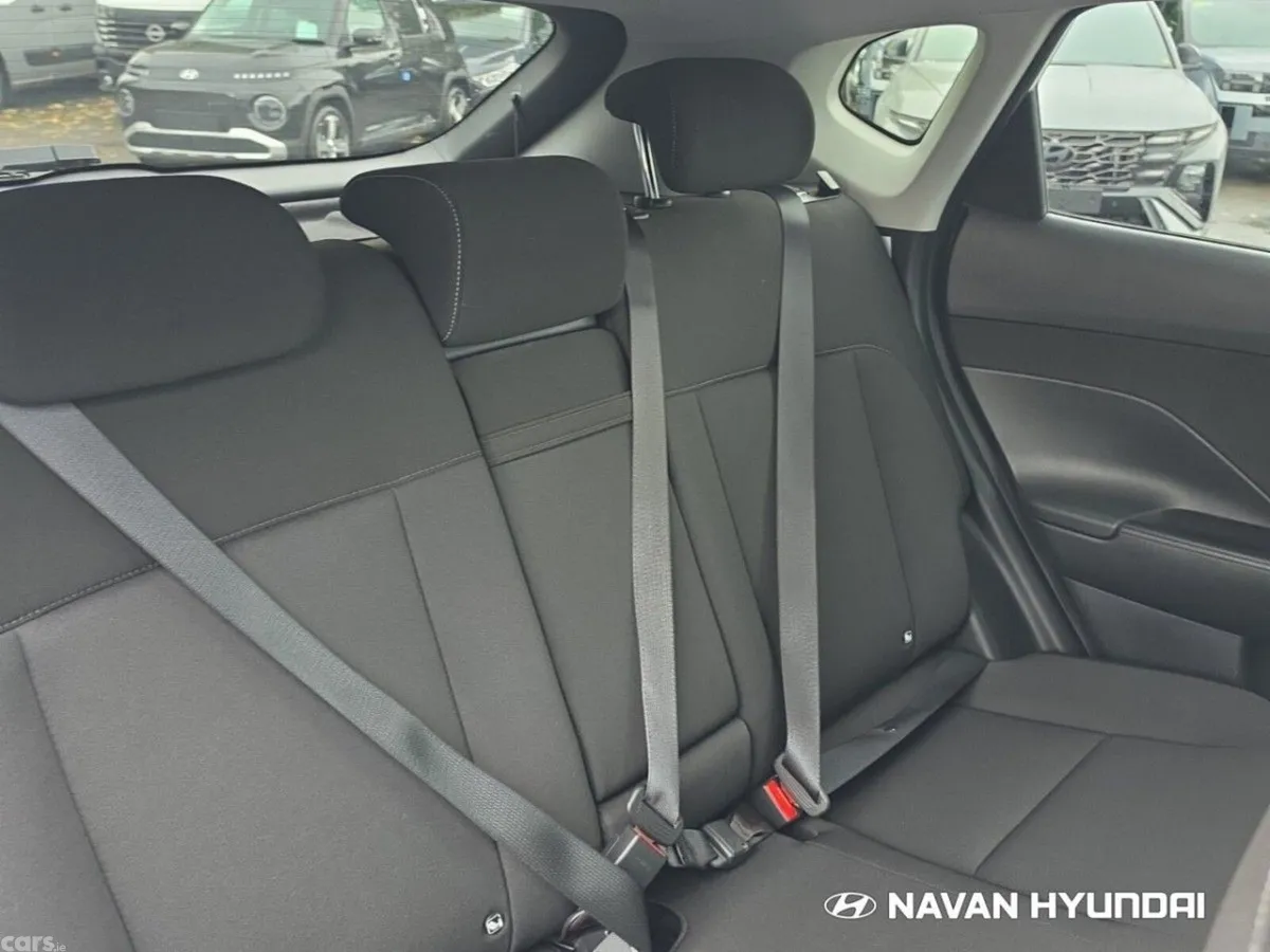 Hyundai KONA MPV, Petrol Hybrid, 2026, White