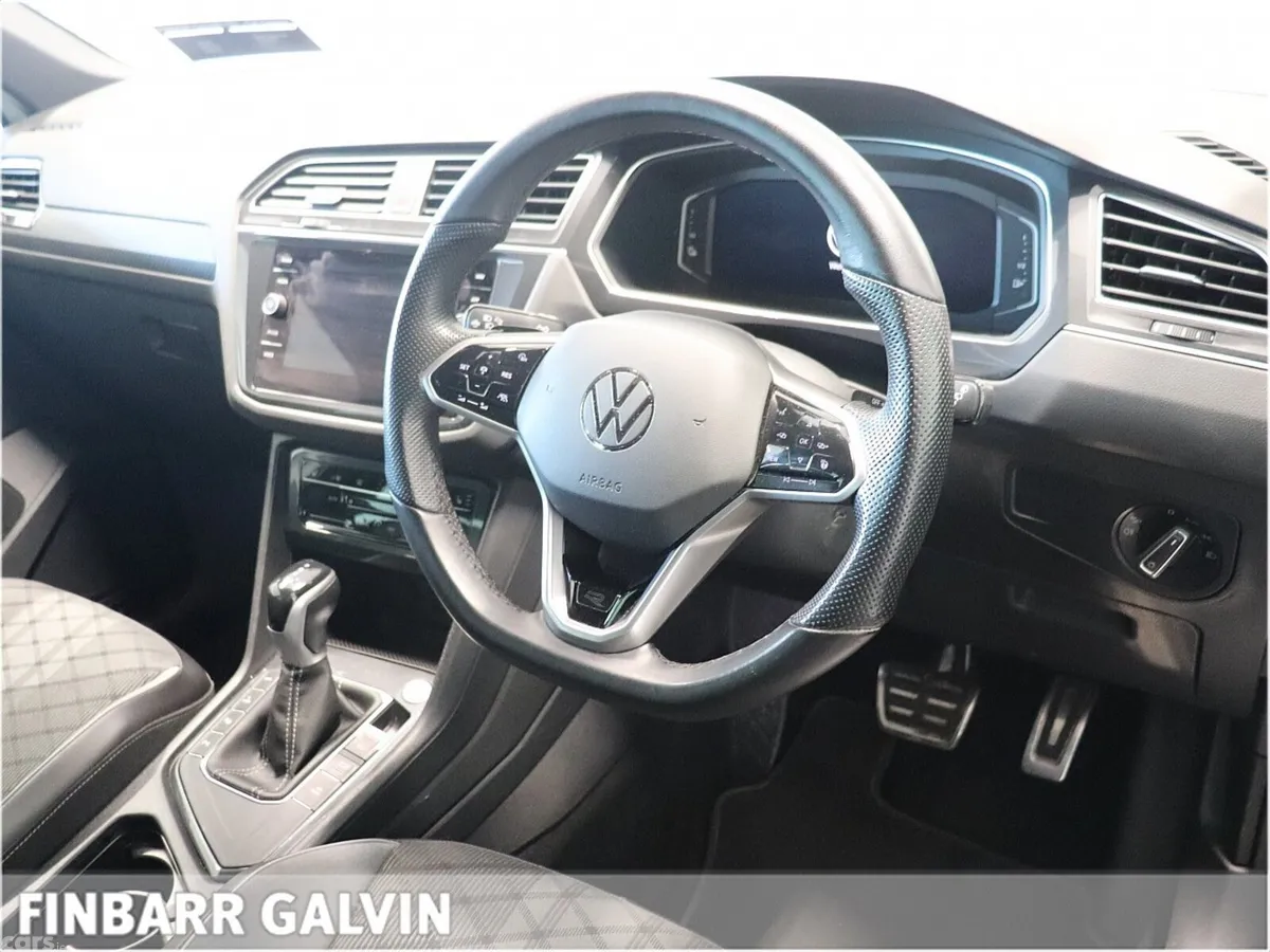 Volkswagen Tiguan SUV, Petrol Plug-in Hybrid, 2023, White