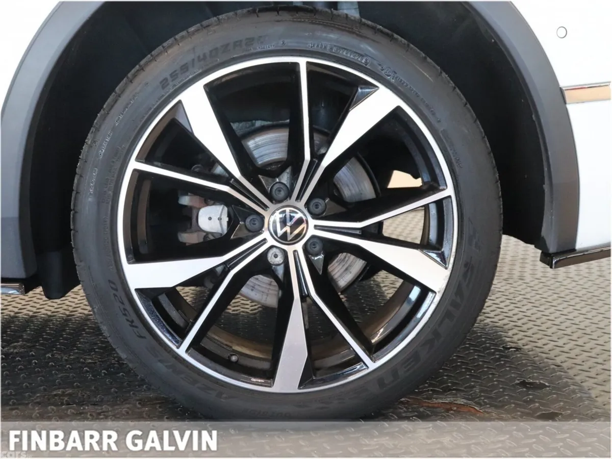 Volkswagen Tiguan SUV, Petrol Plug-in Hybrid, 2023, White