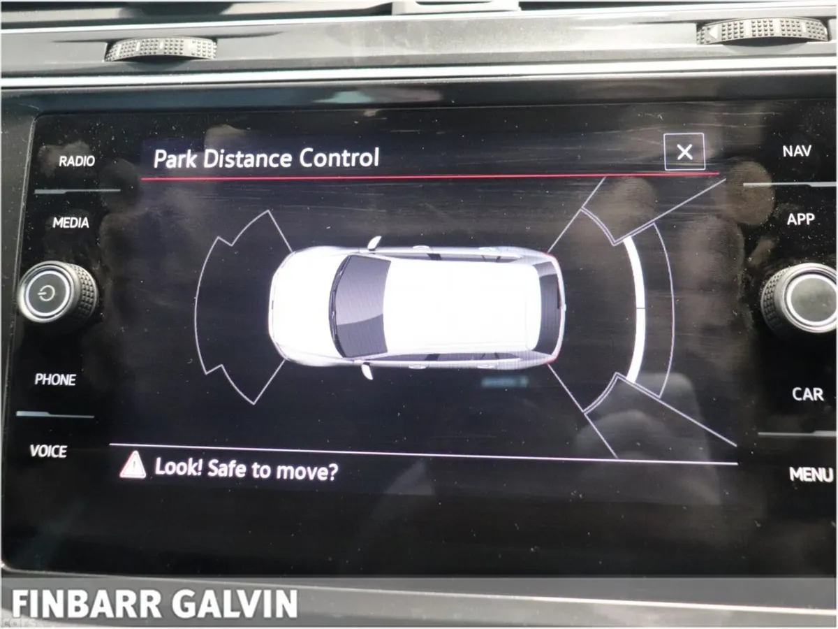 Volkswagen Tiguan SUV, Petrol Plug-in Hybrid, 2023, White