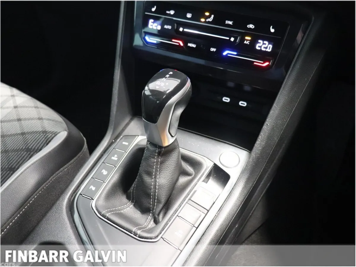 Volkswagen Tiguan SUV, Petrol Plug-in Hybrid, 2023, White