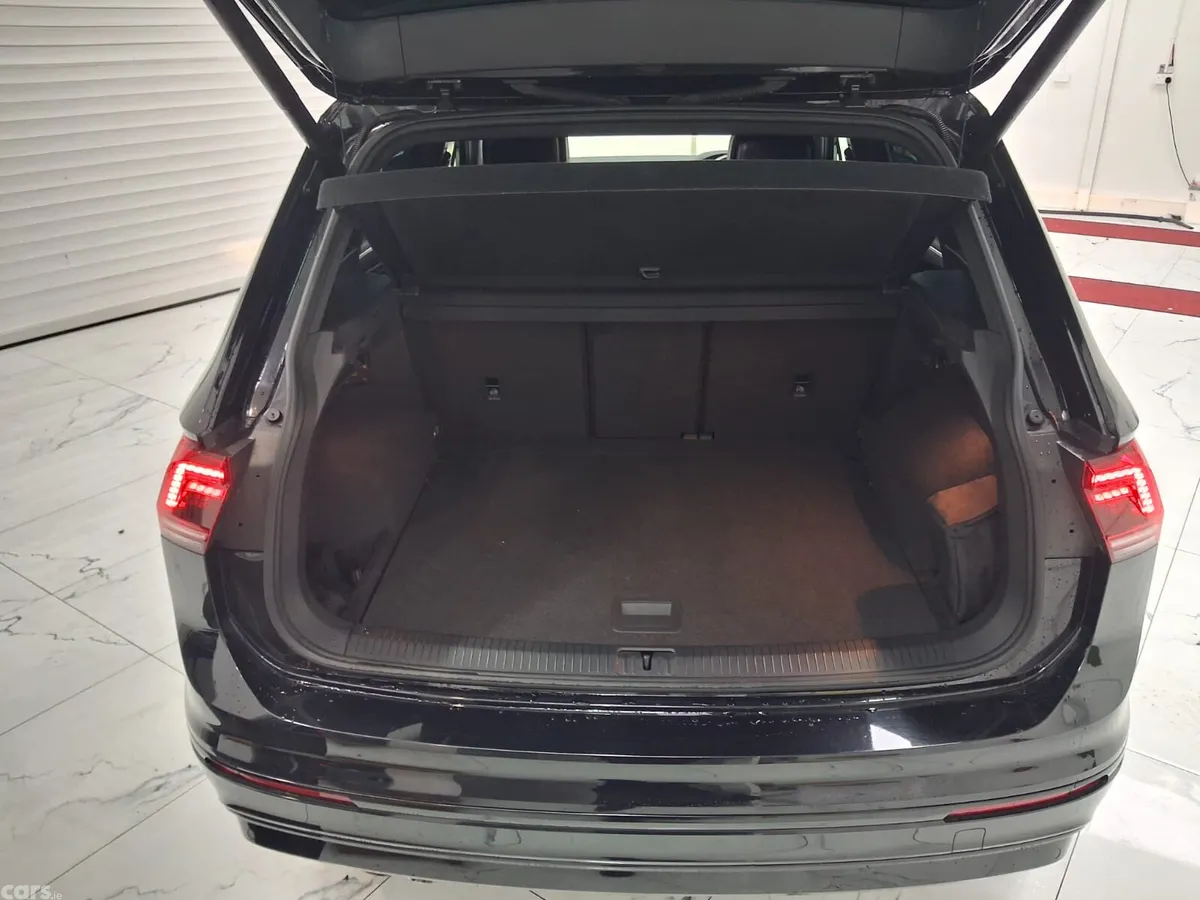 Volkswagen Tiguan Estate, Diesel, 2019, Black