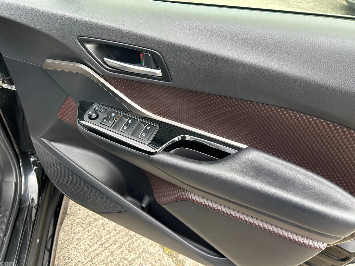 Toyota C-HR Hatchback, Petrol Hybrid, 2017, Black