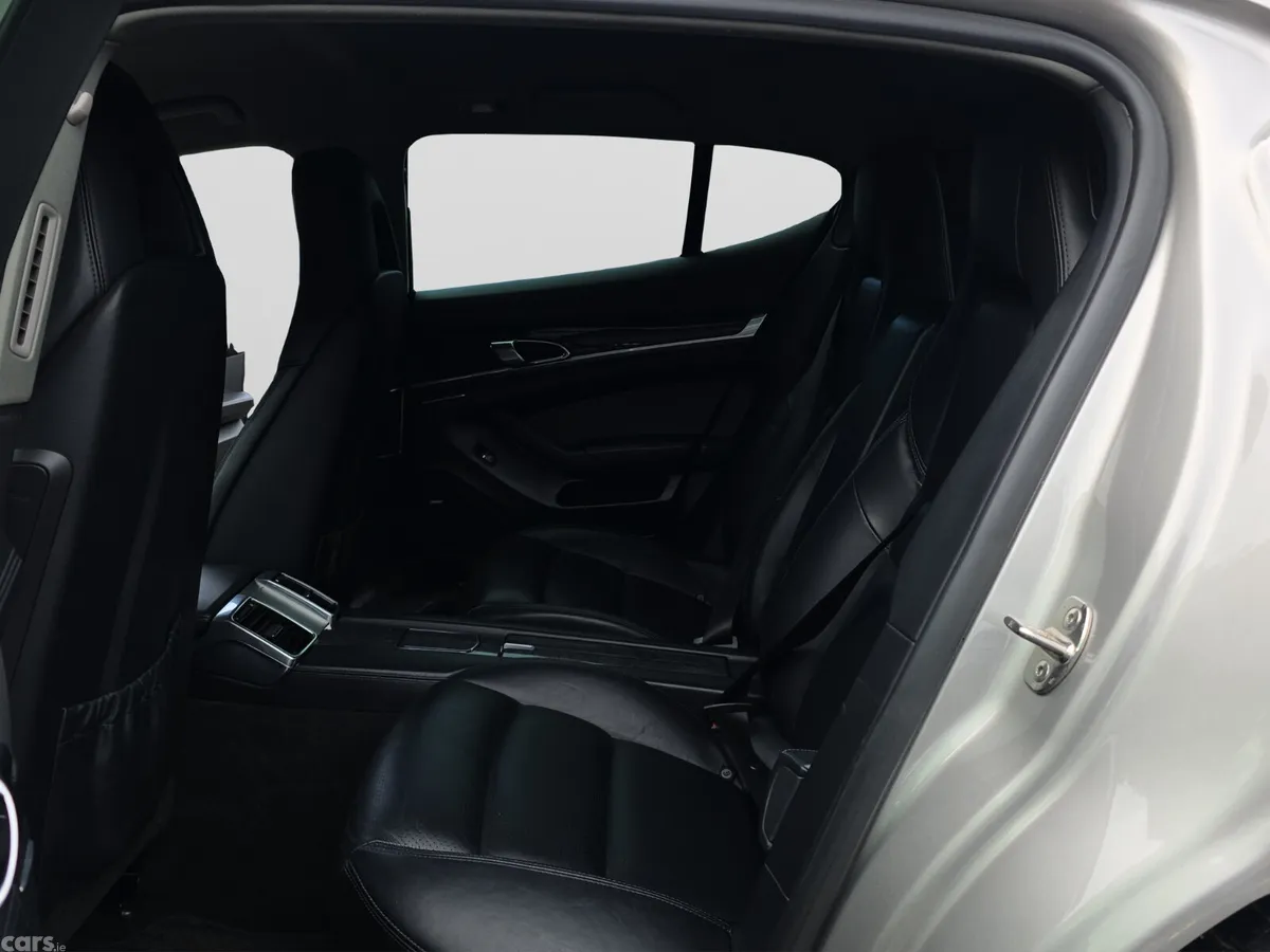 Porsche Panamera Hatchback, Diesel, 2012, Silver