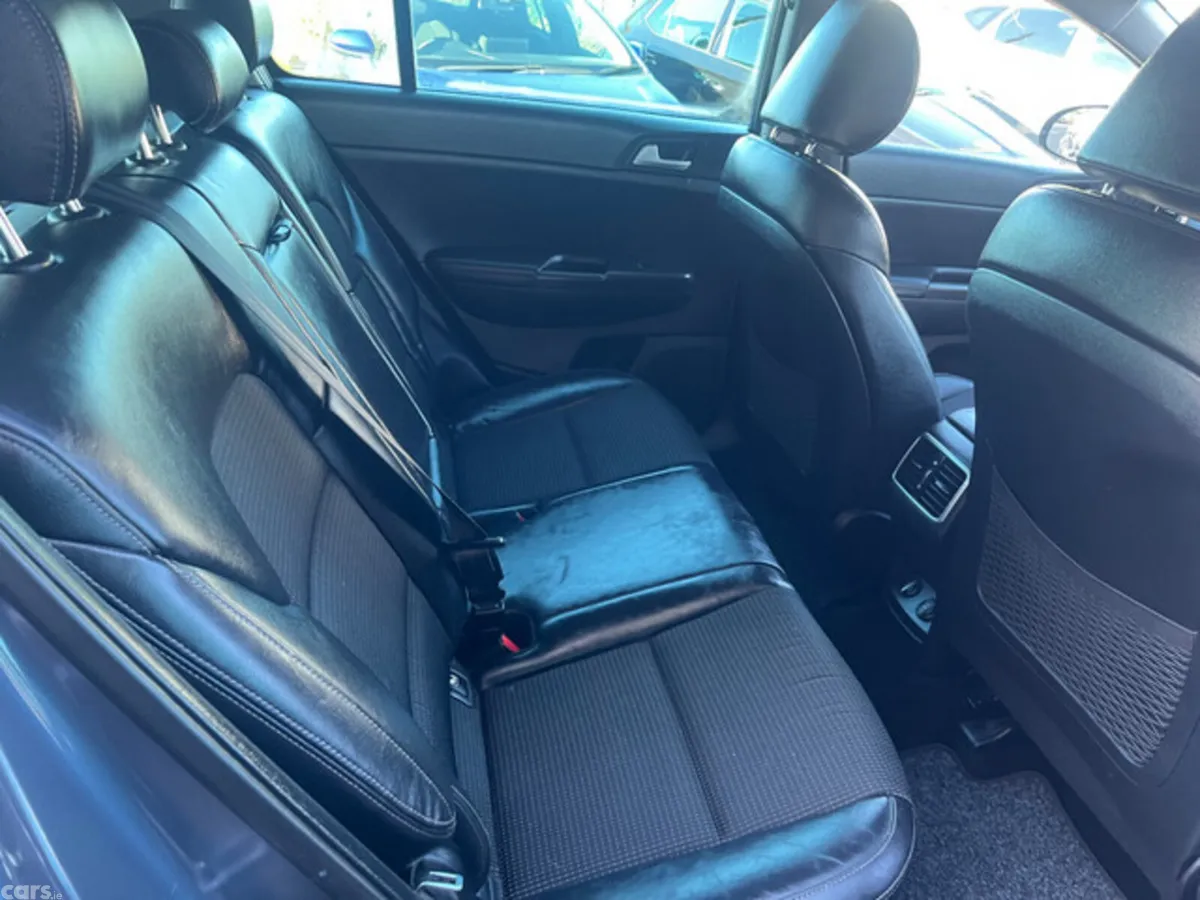 Kia Sportage MPV, Diesel, 2017, Blue