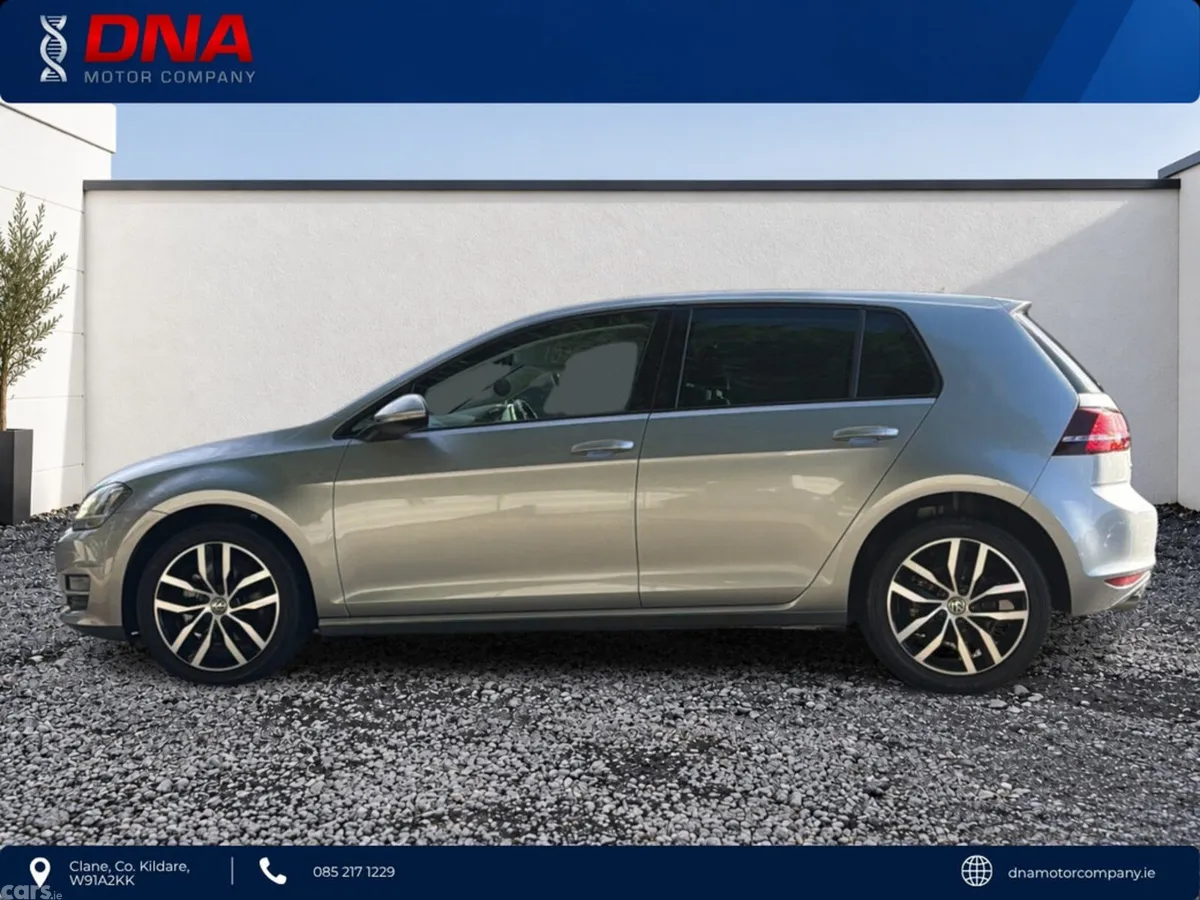 Volkswagen Golf Hatchback, Petrol, 2017, Silver
