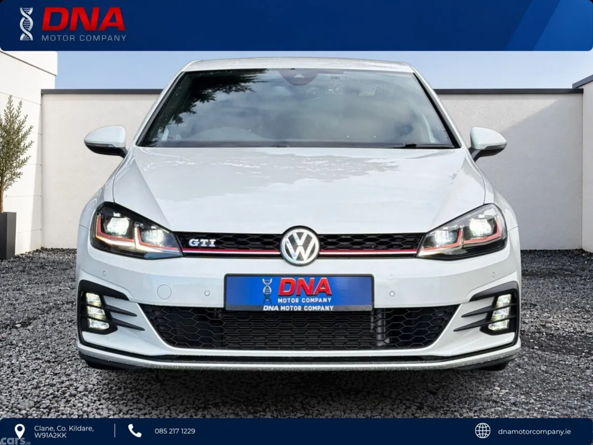 Volkswagen Golf Hatchback, Petrol, 2017, White
