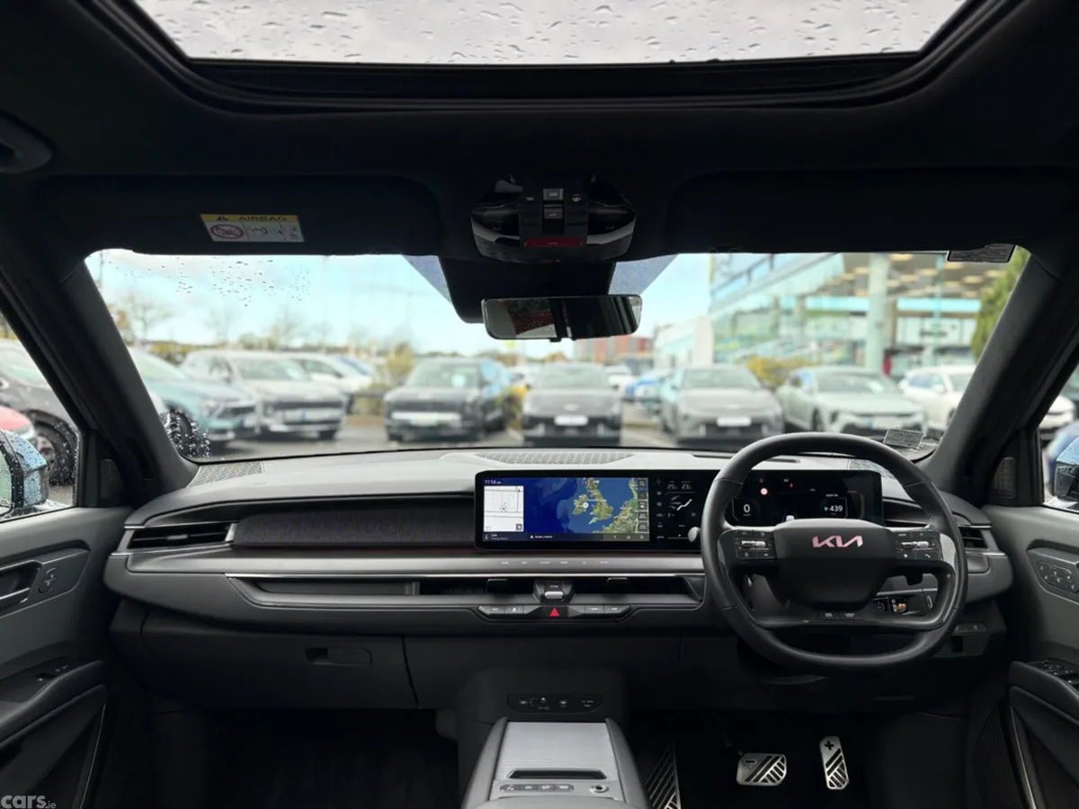 Kia EV9 SUV, Electric, 2025, Grey