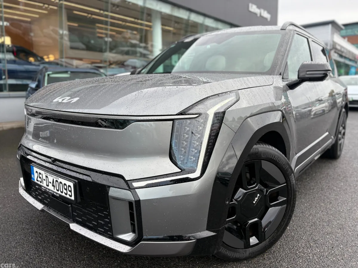 Kia EV9 SUV, Electric, 2025, Grey