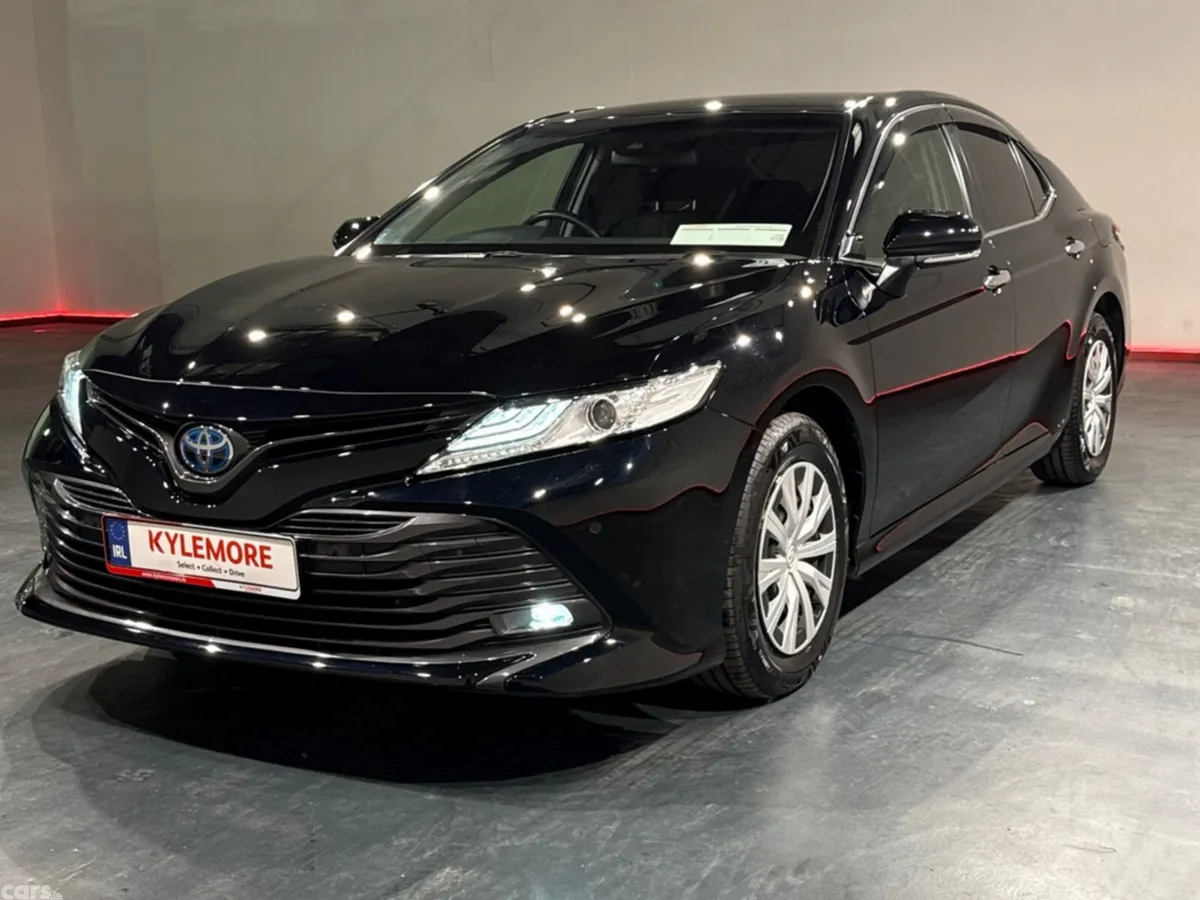 Toyota Camry Saloon, Petrol Hybrid, 2020, Black