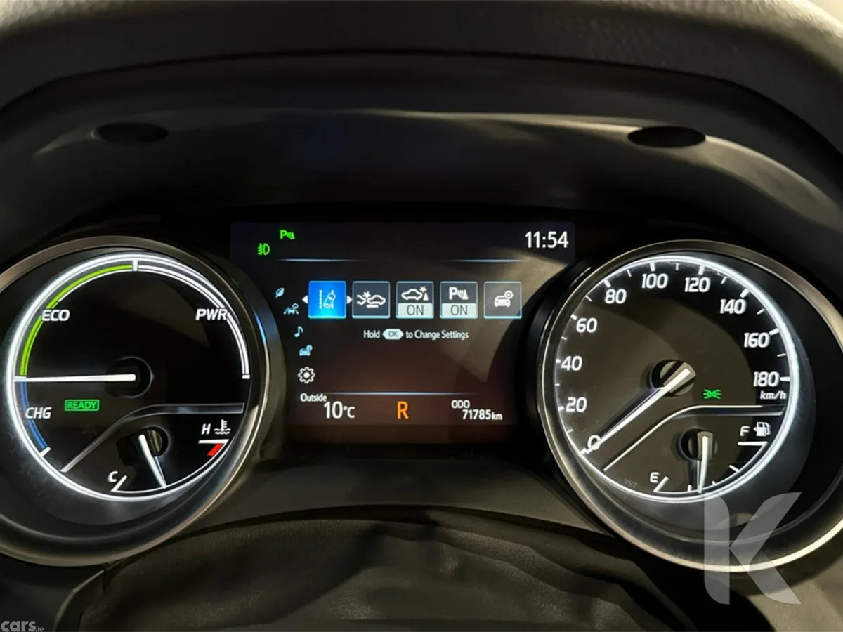 Toyota Camry Saloon, Petrol Hybrid, 2020, Black