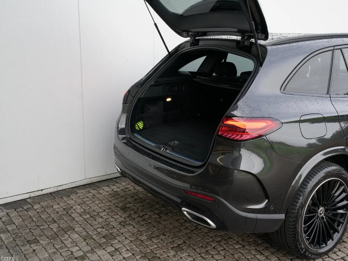 Mercedes-Benz GLC SUV, Petrol Plug-in Hybrid, 2026, Grey