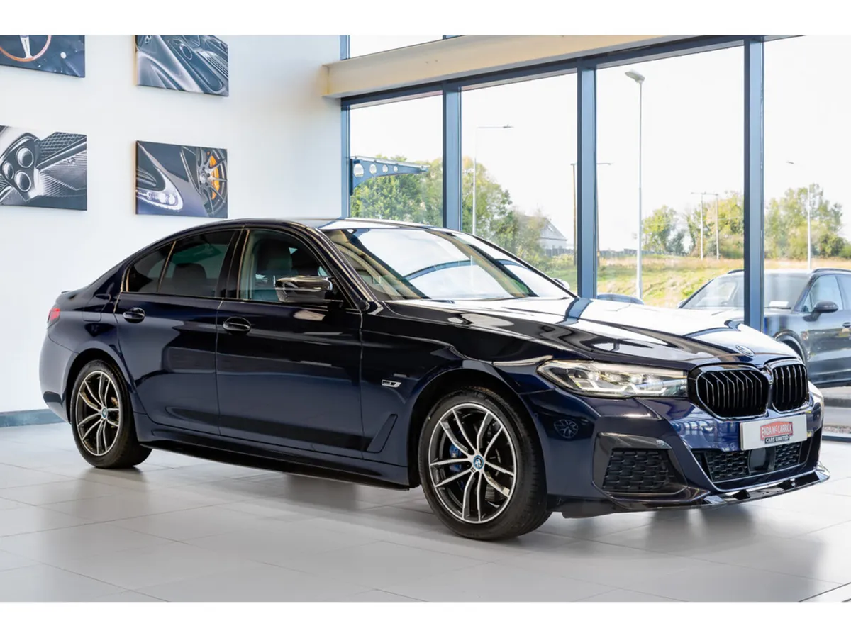 BMW 5-Series Saloon, Petrol Plug-in Hybrid, 2023, Blue