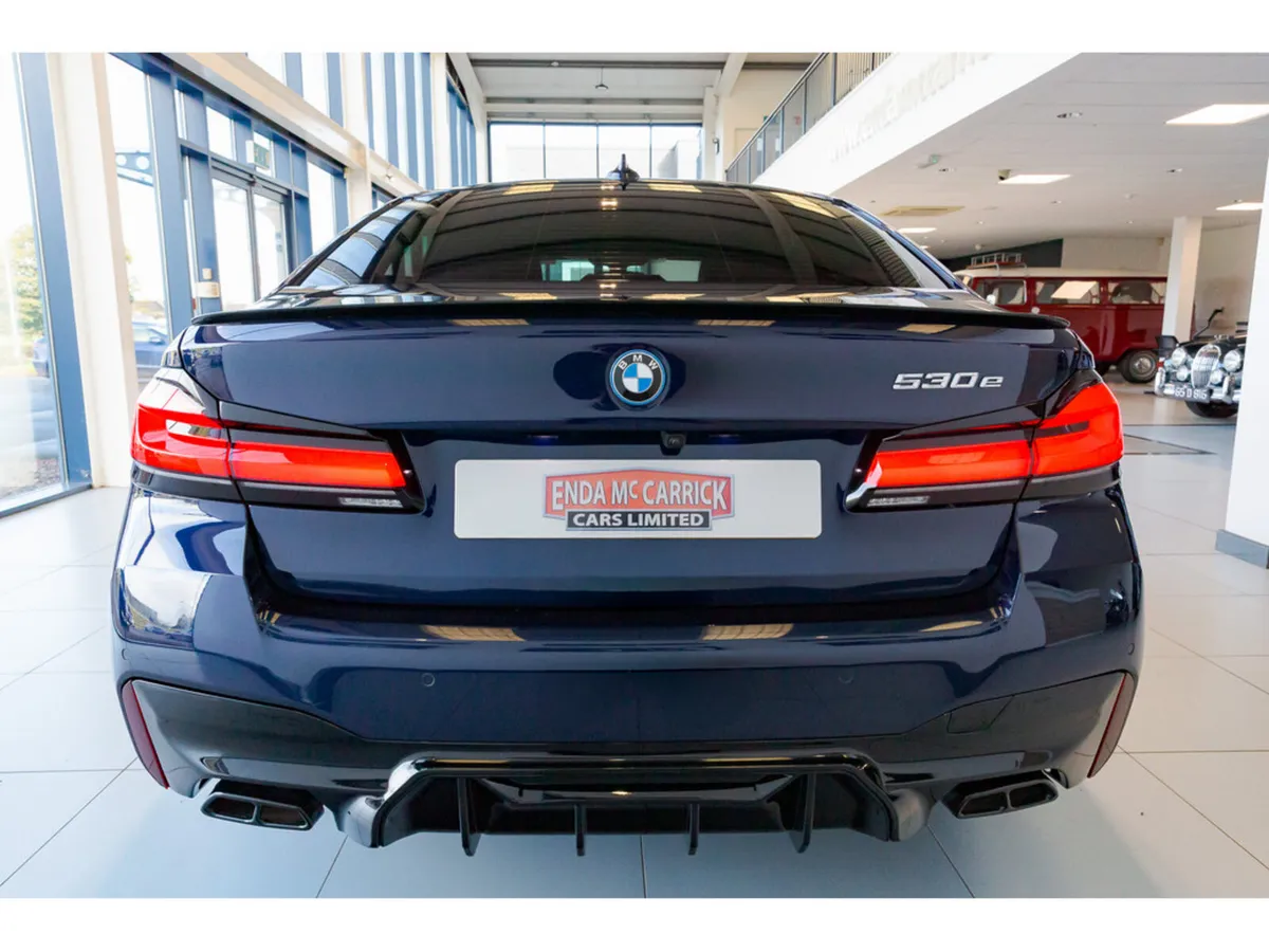 BMW 5-Series Saloon, Petrol Plug-in Hybrid, 2023, Blue