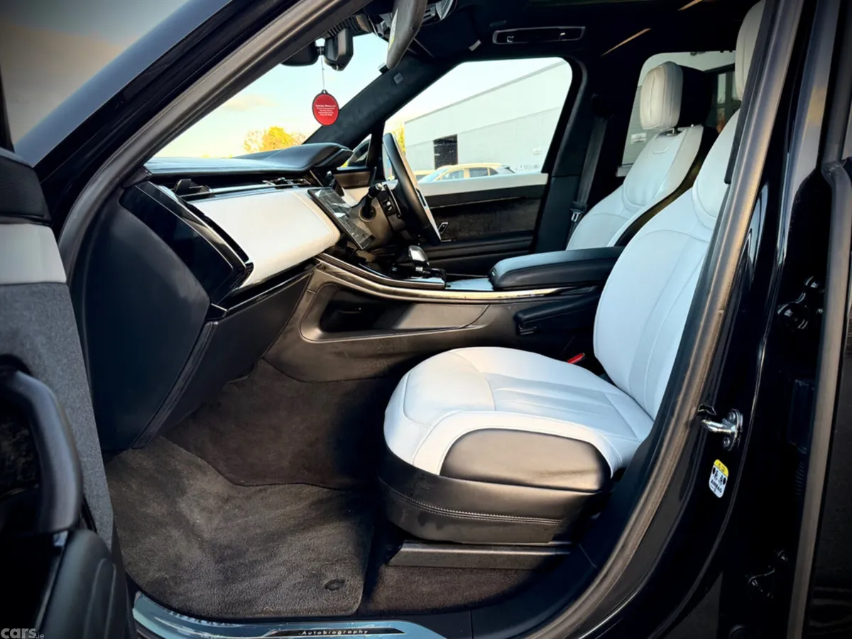 Land Rover Range Rover Sport Estate, Petrol Hybrid, 2025, Black