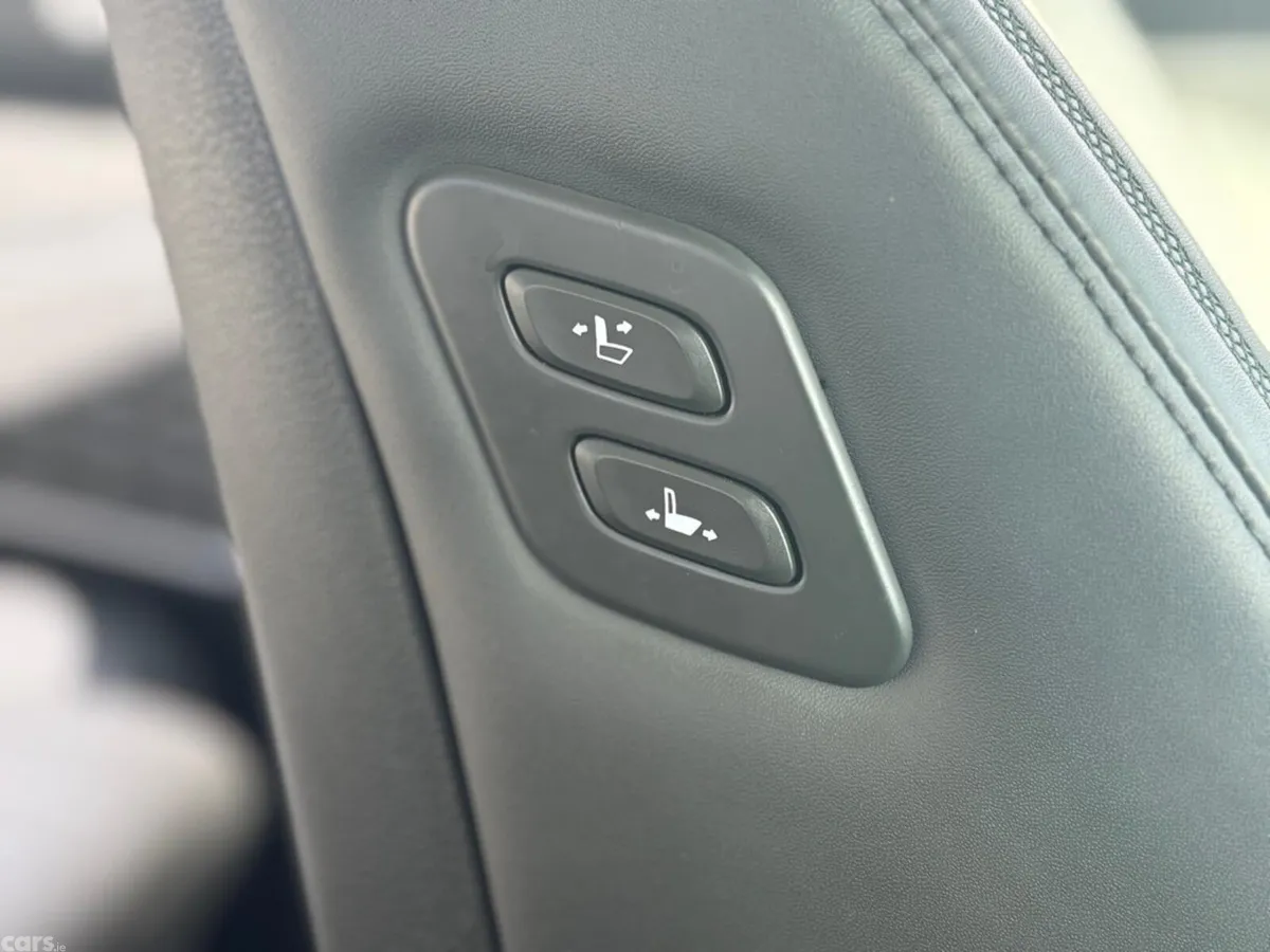 Hyundai Santa Fe Estate, Petrol Plug-in Hybrid, 2023, Grey