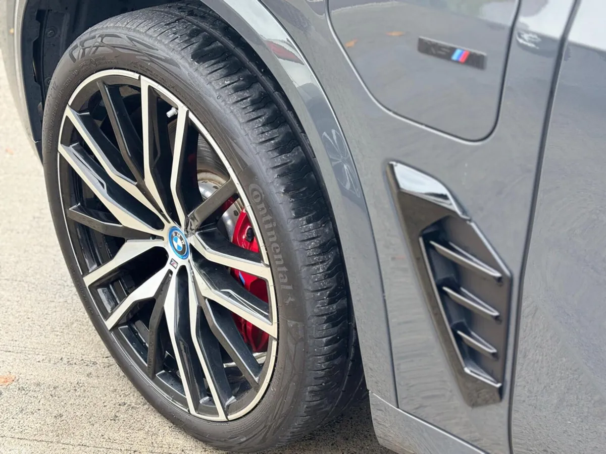 BMW X5 Estate, Petrol Plug-in Hybrid, 2025, Grey