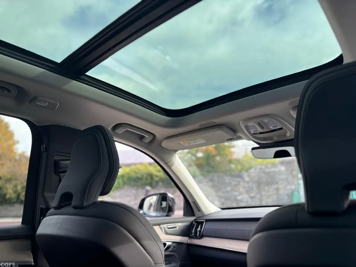 Volvo XC90 Estate, Petrol Plug-in Hybrid, 2026, Grey