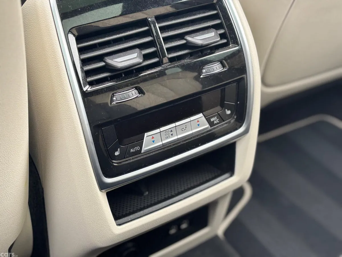 BMW X5 Estate, Petrol Plug-in Hybrid, 2025, Grey