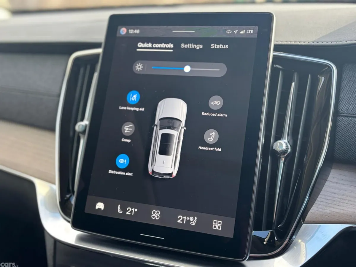 Volvo XC90 Estate, Petrol Plug-in Hybrid, 2026, Grey