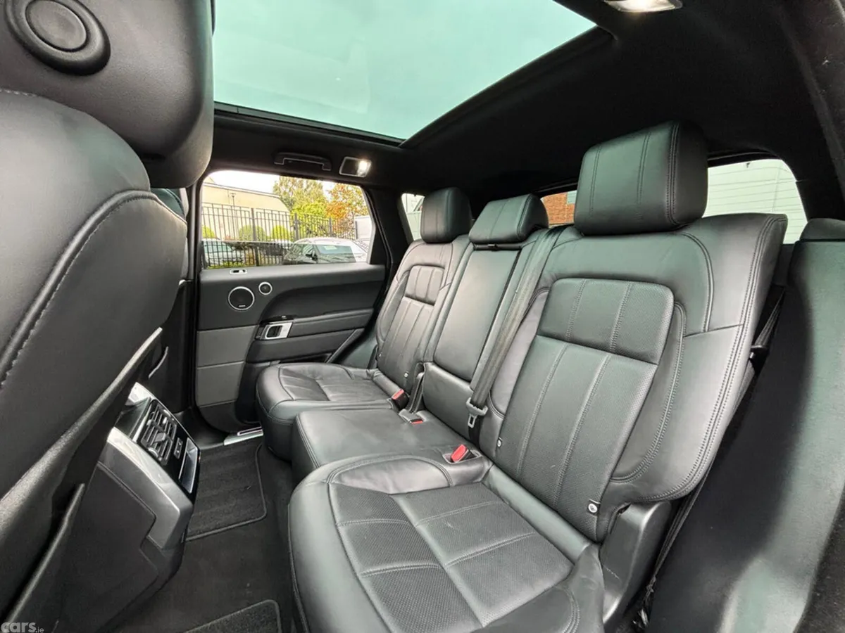 Land Rover Range Rover Estate, Petrol Plug-in Hybrid, 2021, Black