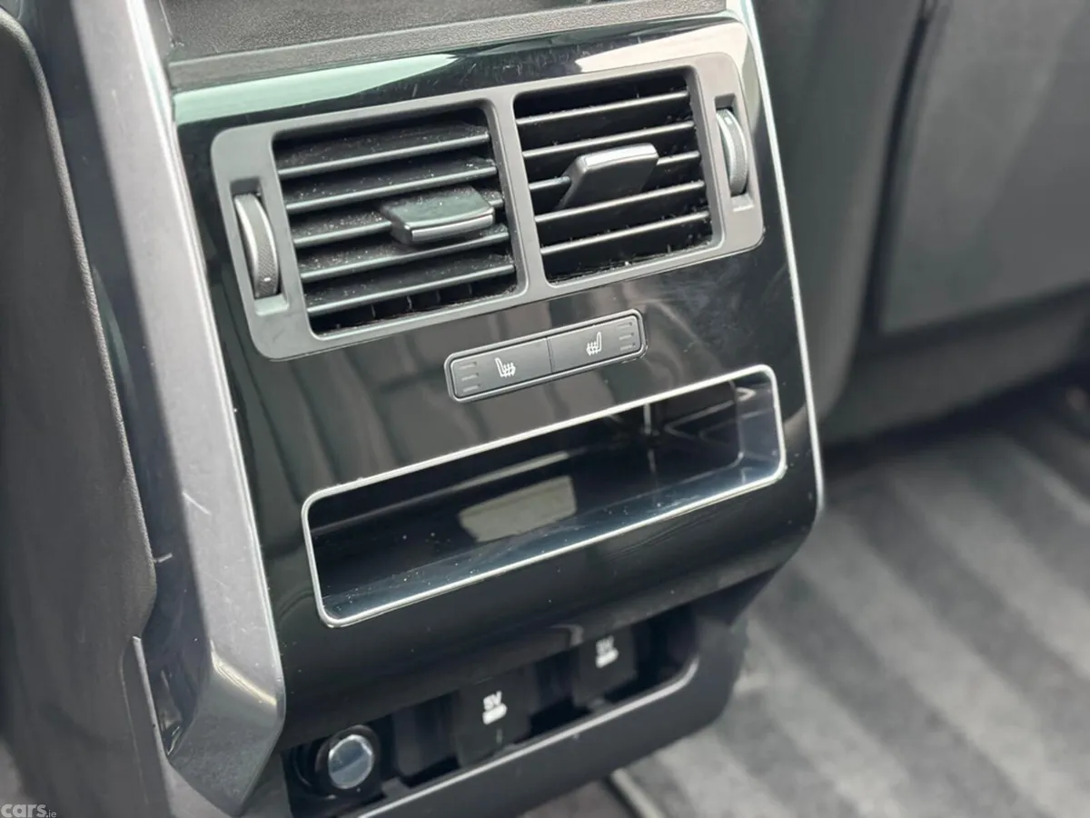 Land Rover Range Rover Estate, Petrol Plug-in Hybrid, 2021, Black