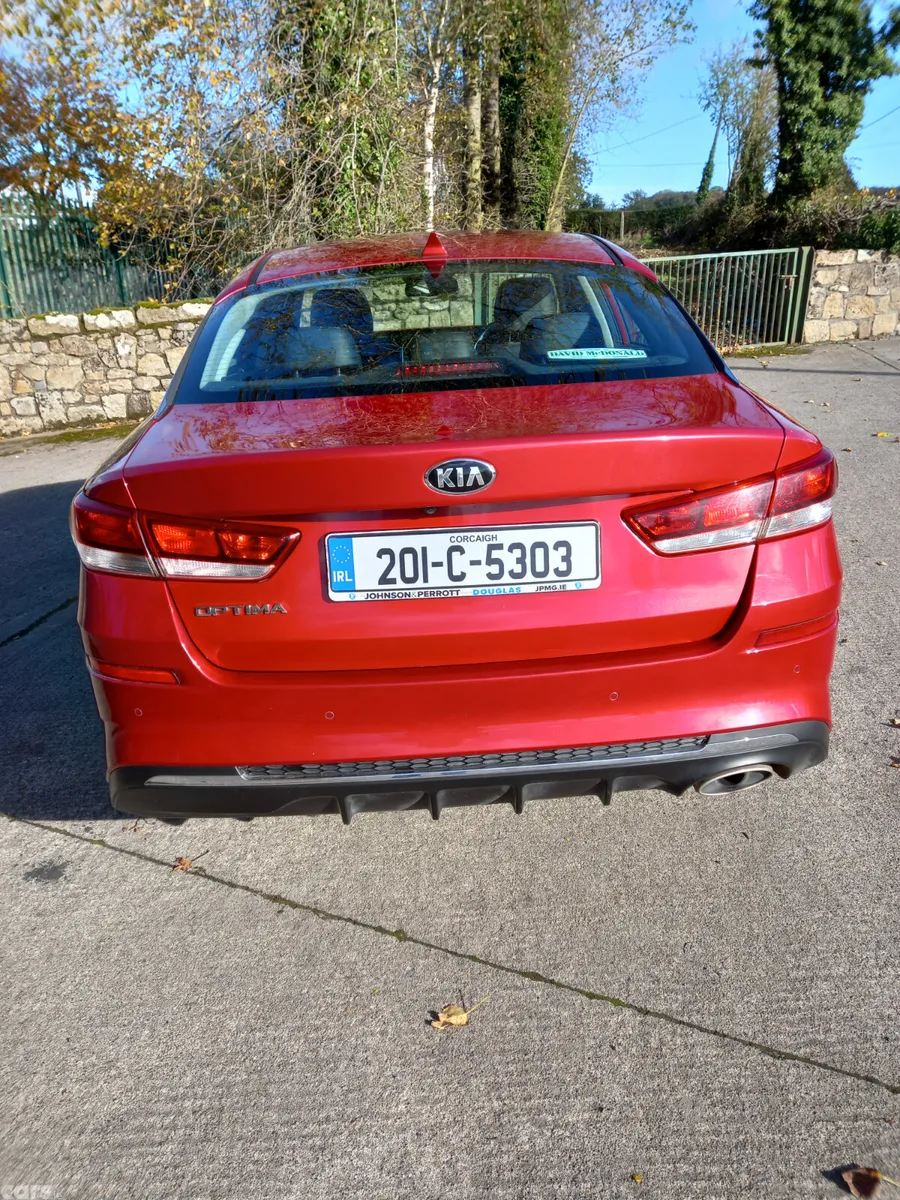 Kia Optima Saloon, Diesel, 2020, Red