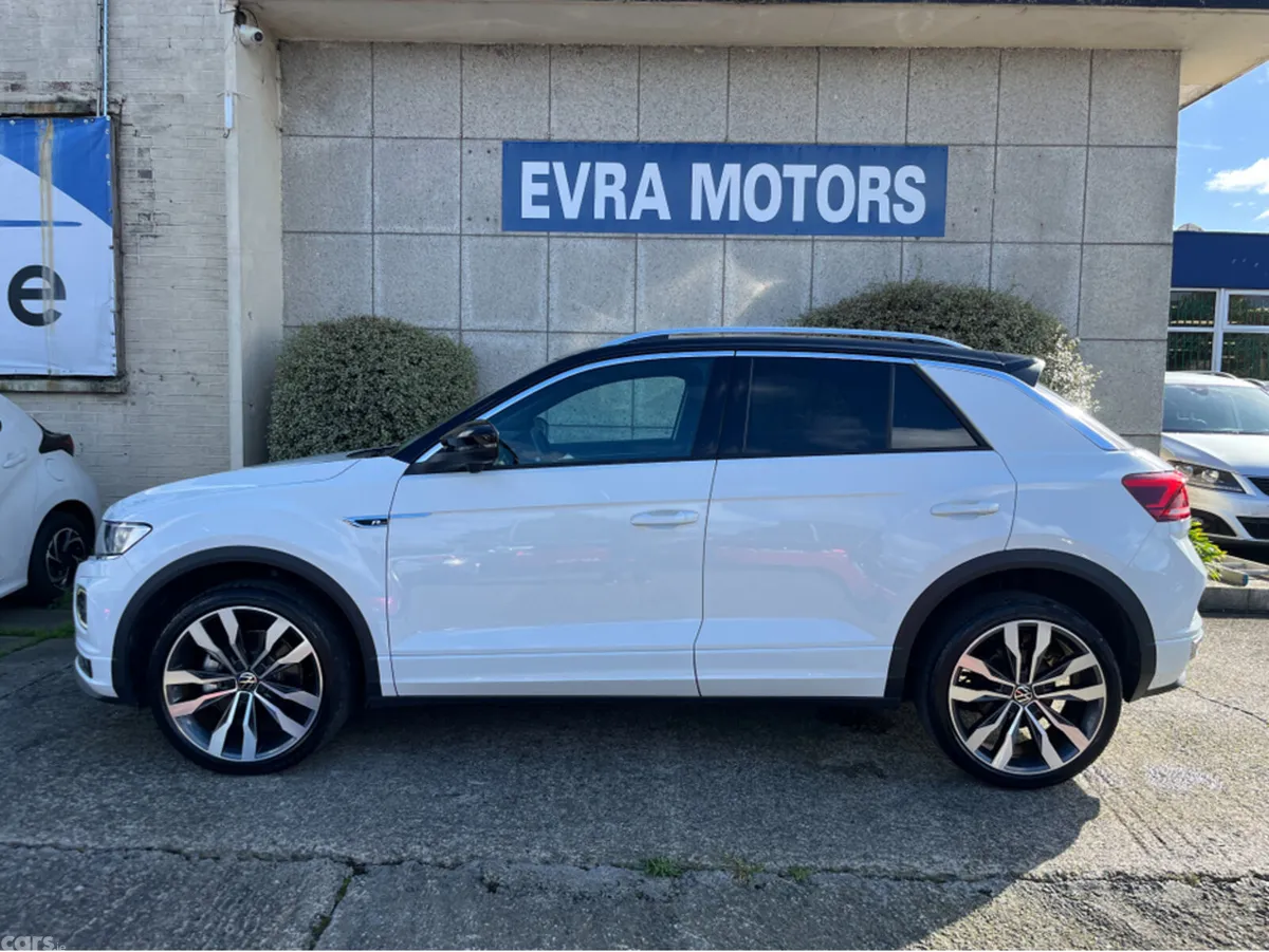 Volkswagen T-Roc SUV, Diesel, 2022, White