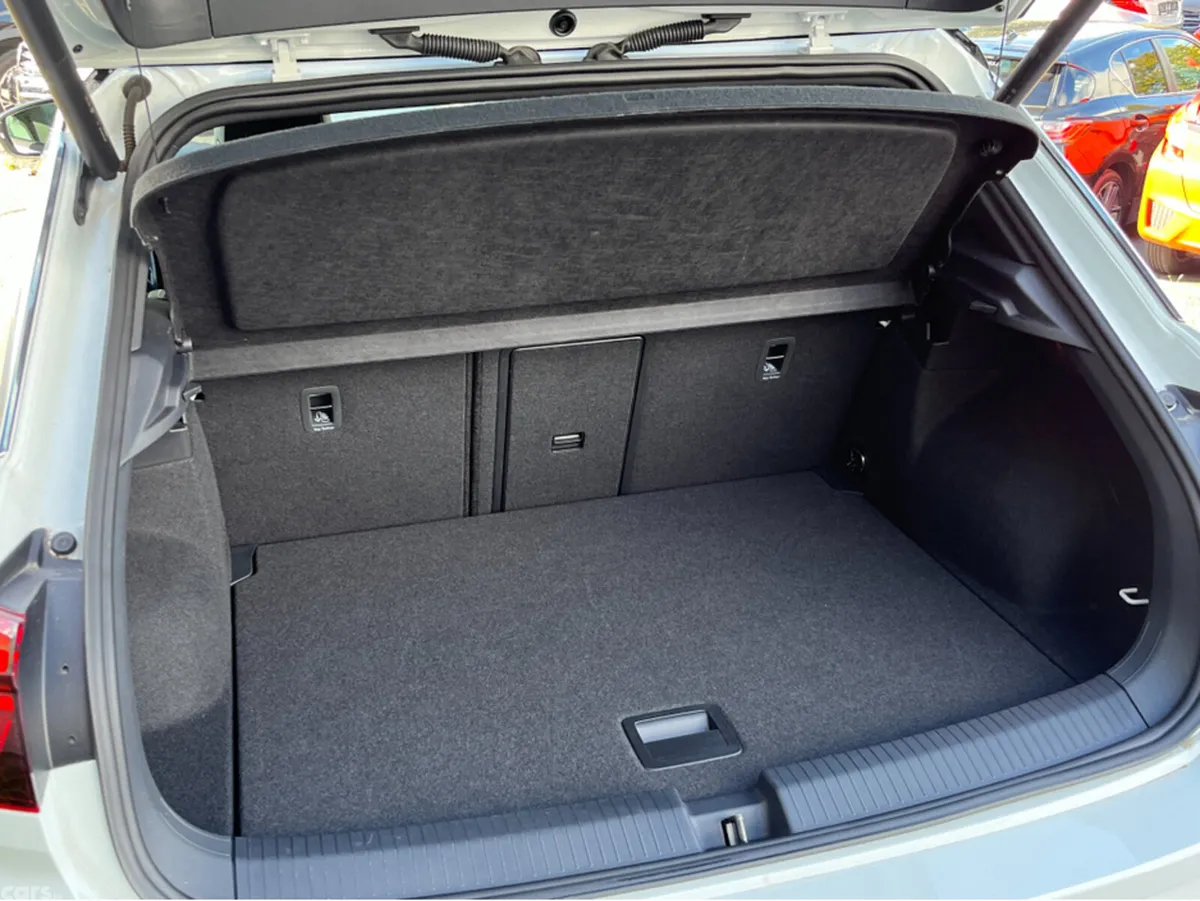 Volkswagen T-Roc SUV, Diesel, 2022, White