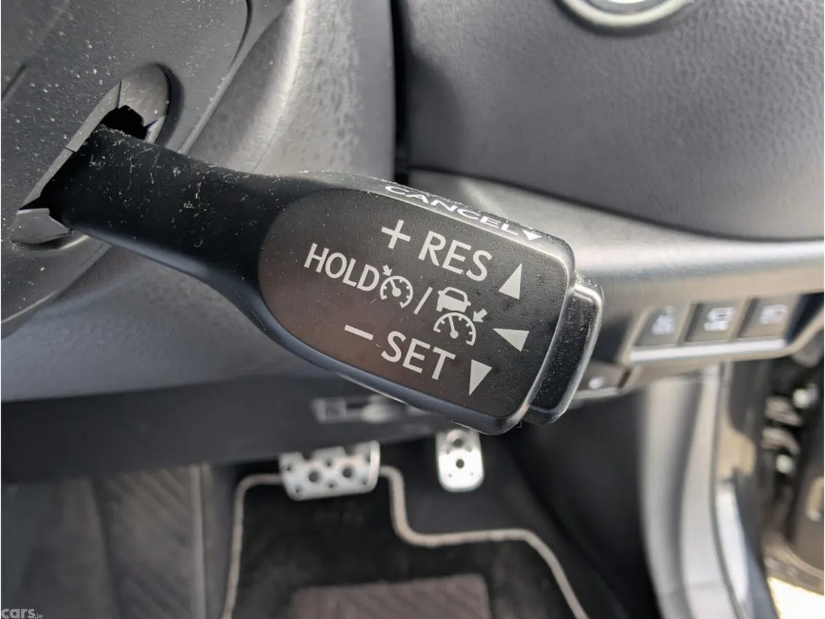 Toyota C-HR SUV, Petrol Hybrid, 2022, Black