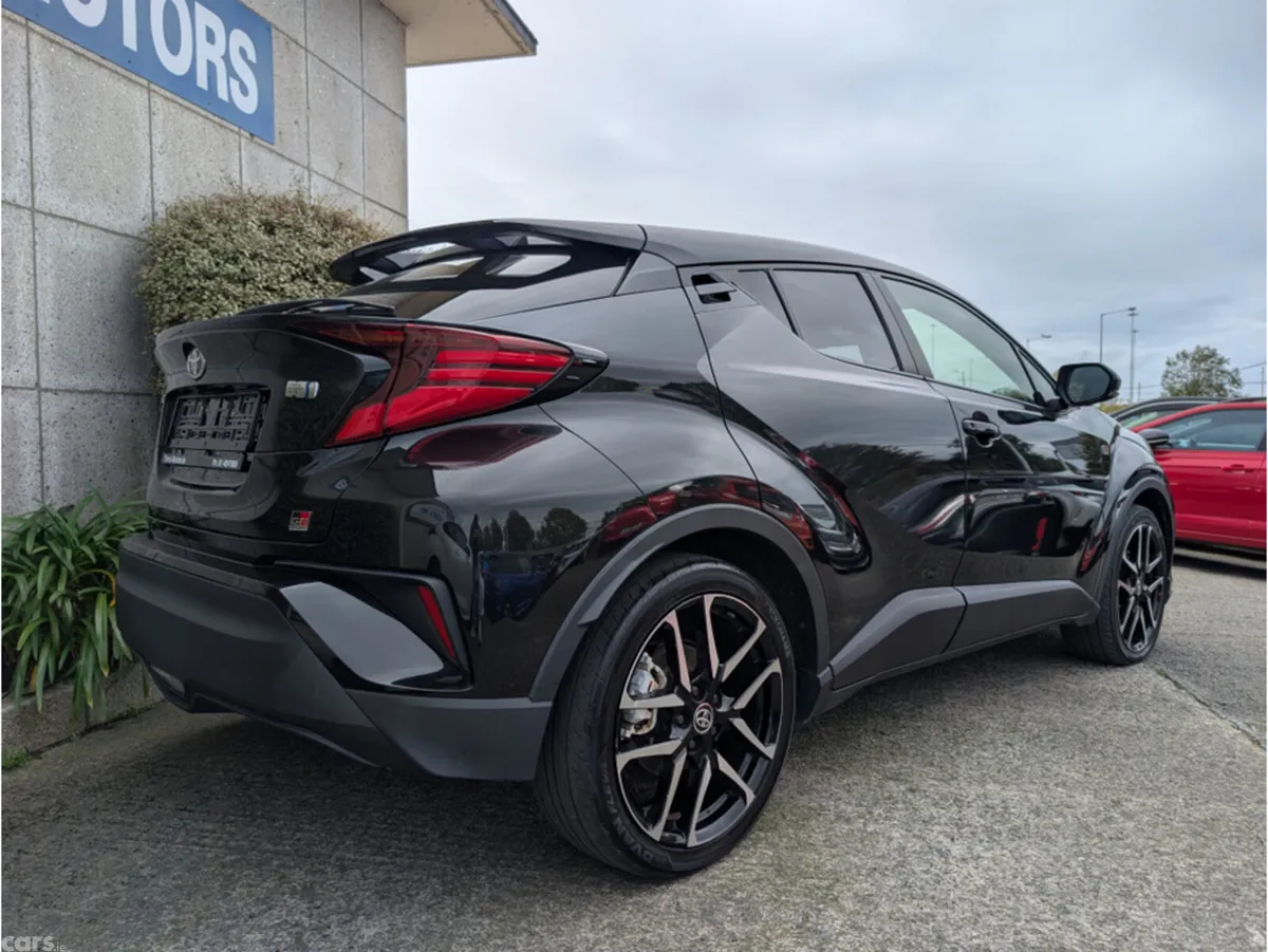 Toyota C-HR SUV, Petrol Hybrid, 2022, Black