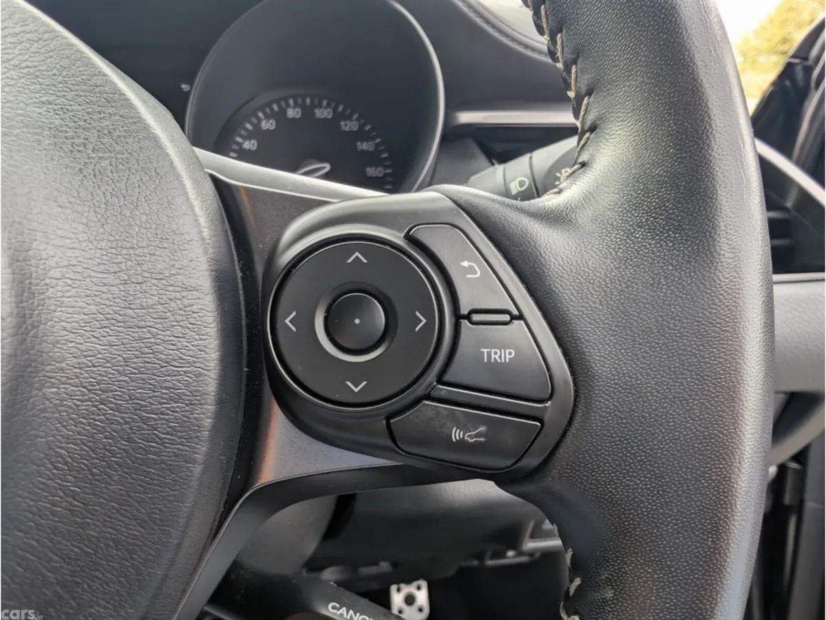 Toyota C-HR SUV, Petrol Hybrid, 2022, Black