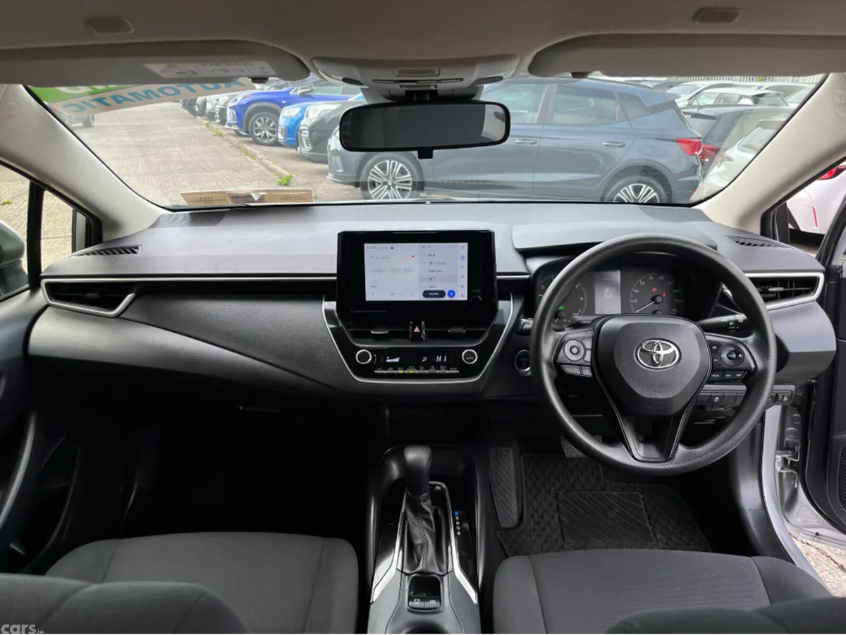 Toyota Corolla Estate, Petrol Hybrid, 2023, Silver