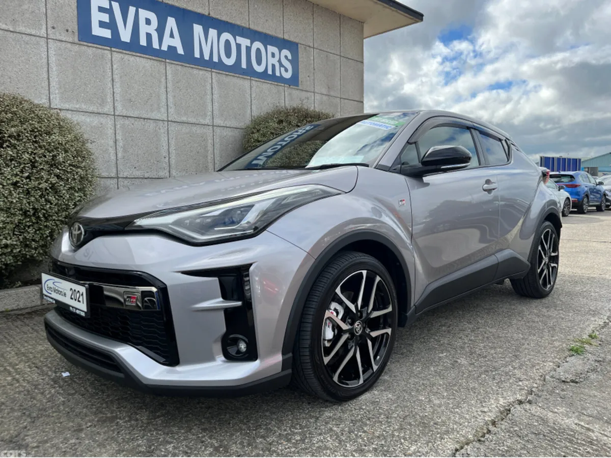 Toyota C-HR SUV, Petrol Hybrid, 2021, Grey