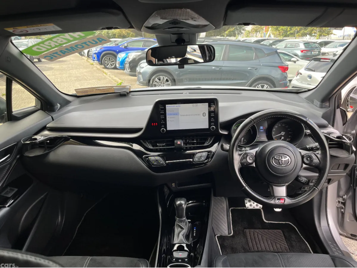 Toyota C-HR SUV, Petrol Hybrid, 2021, Grey