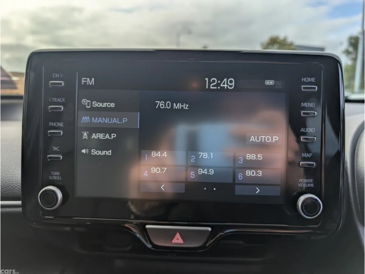 Toyota Yaris Cross Hatchback, Petrol Hybrid, 2023, Black