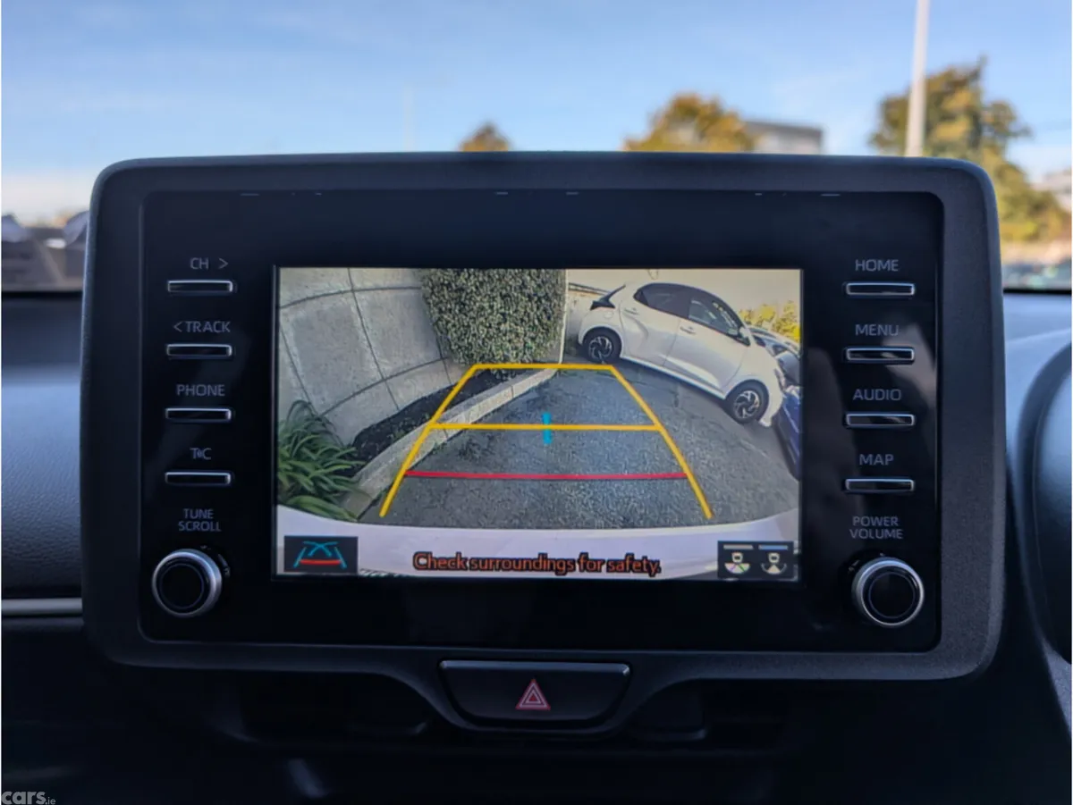 Toyota Yaris Hatchback, Petrol Hybrid, 2023, Pink