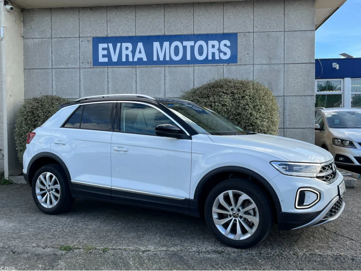 Volkswagen T-Roc SUV, Diesel, 2023, White