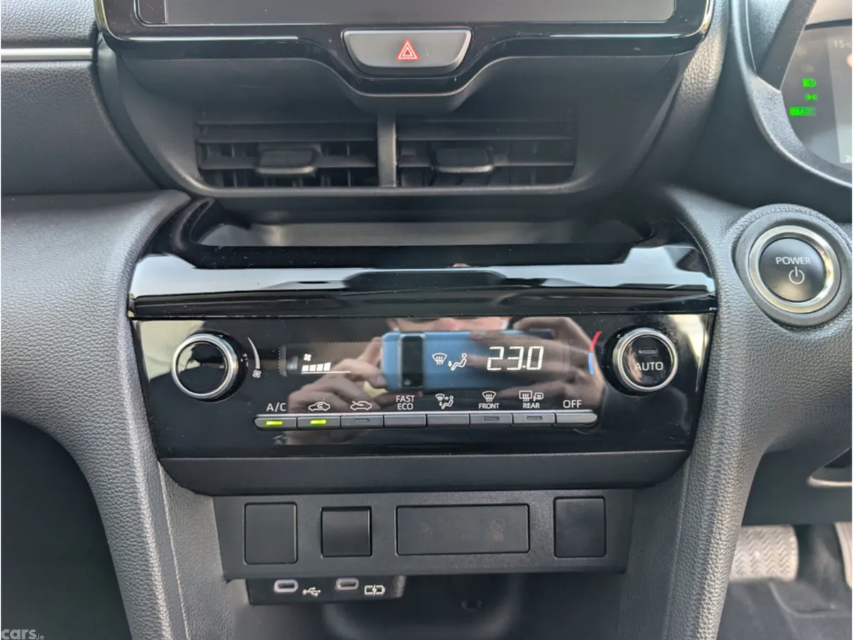 Toyota Yaris Cross Hatchback, Petrol Hybrid, 2025, Red