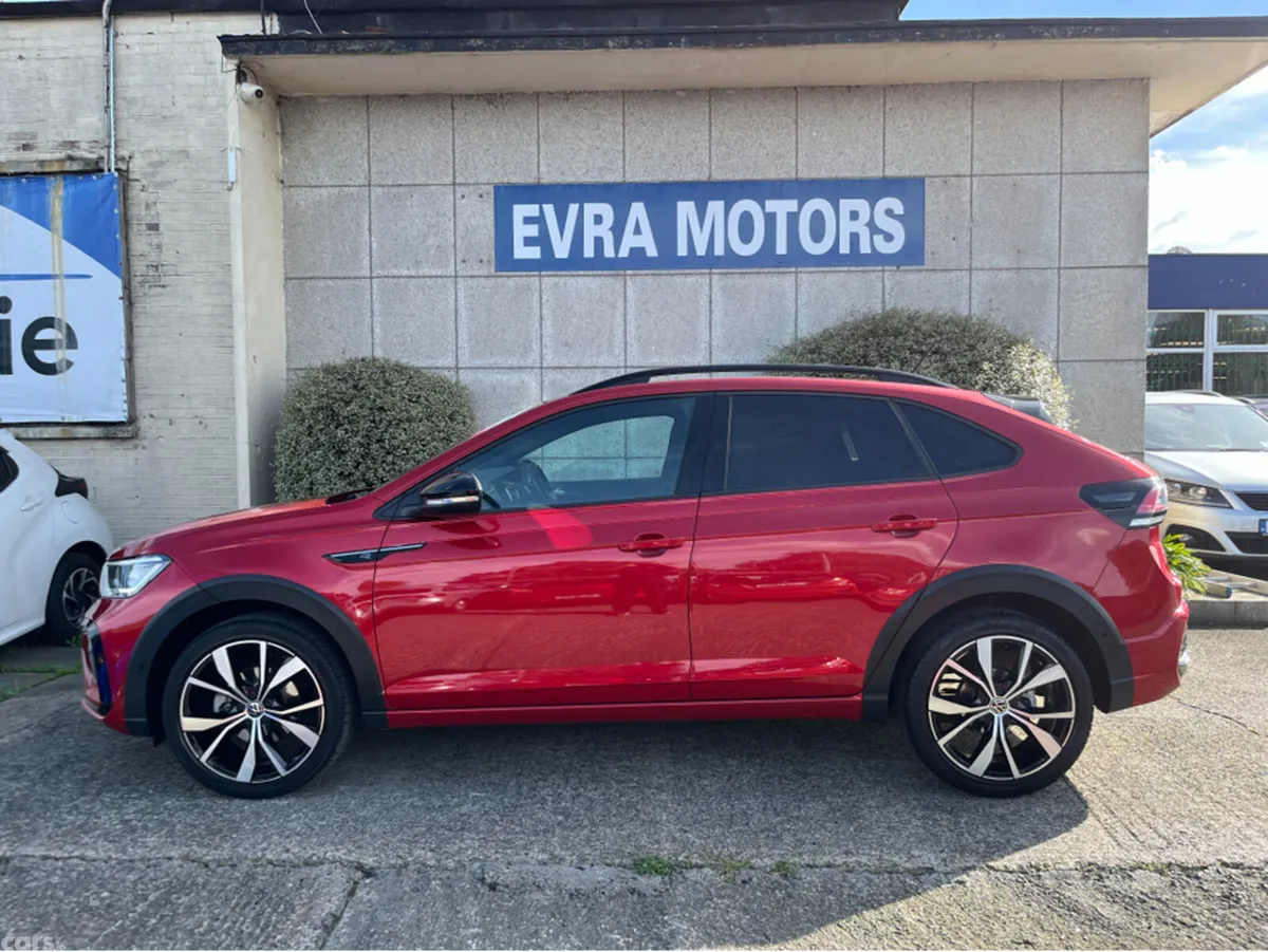 Volkswagen Taigo SUV, Petrol, 2022, Red