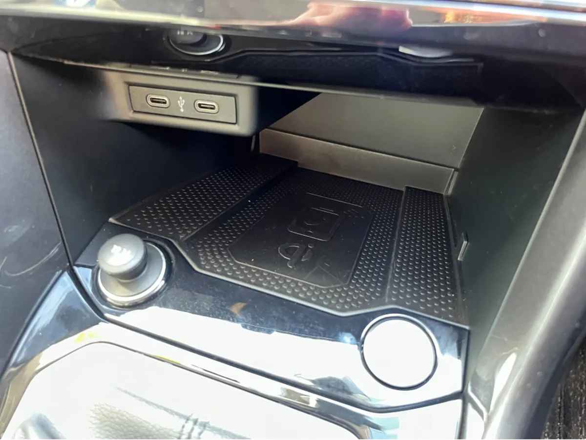 Volkswagen T-Roc SUV, Diesel, 2023, White
