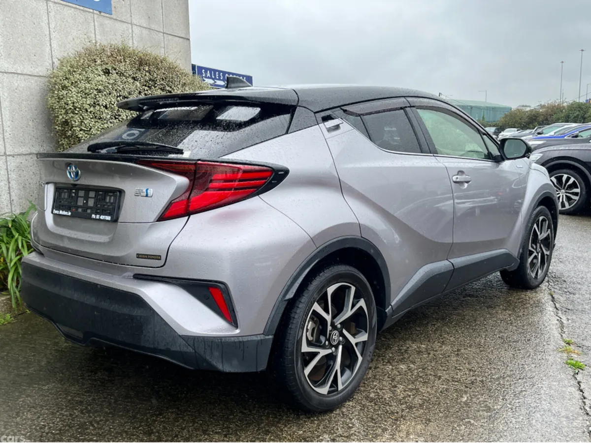 Toyota C-HR SUV, Petrol Hybrid, 2019, Grey