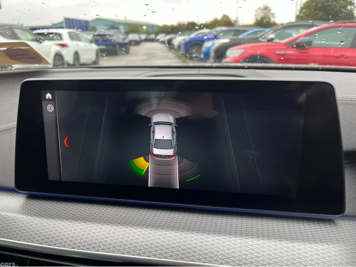 BMW 5-Series Saloon, Petrol Plug-in Hybrid, 2019, Black