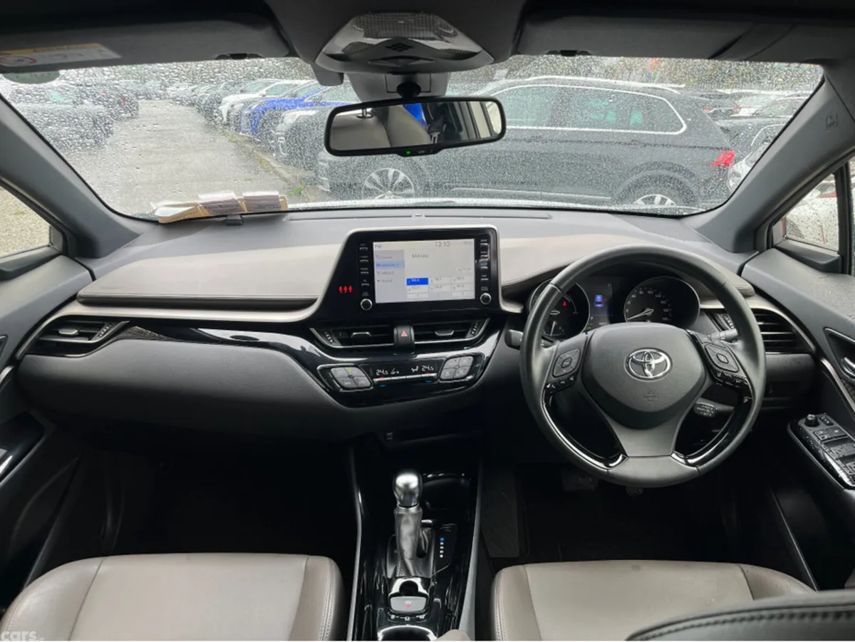 Toyota C-HR SUV, Petrol Hybrid, 2019, Grey