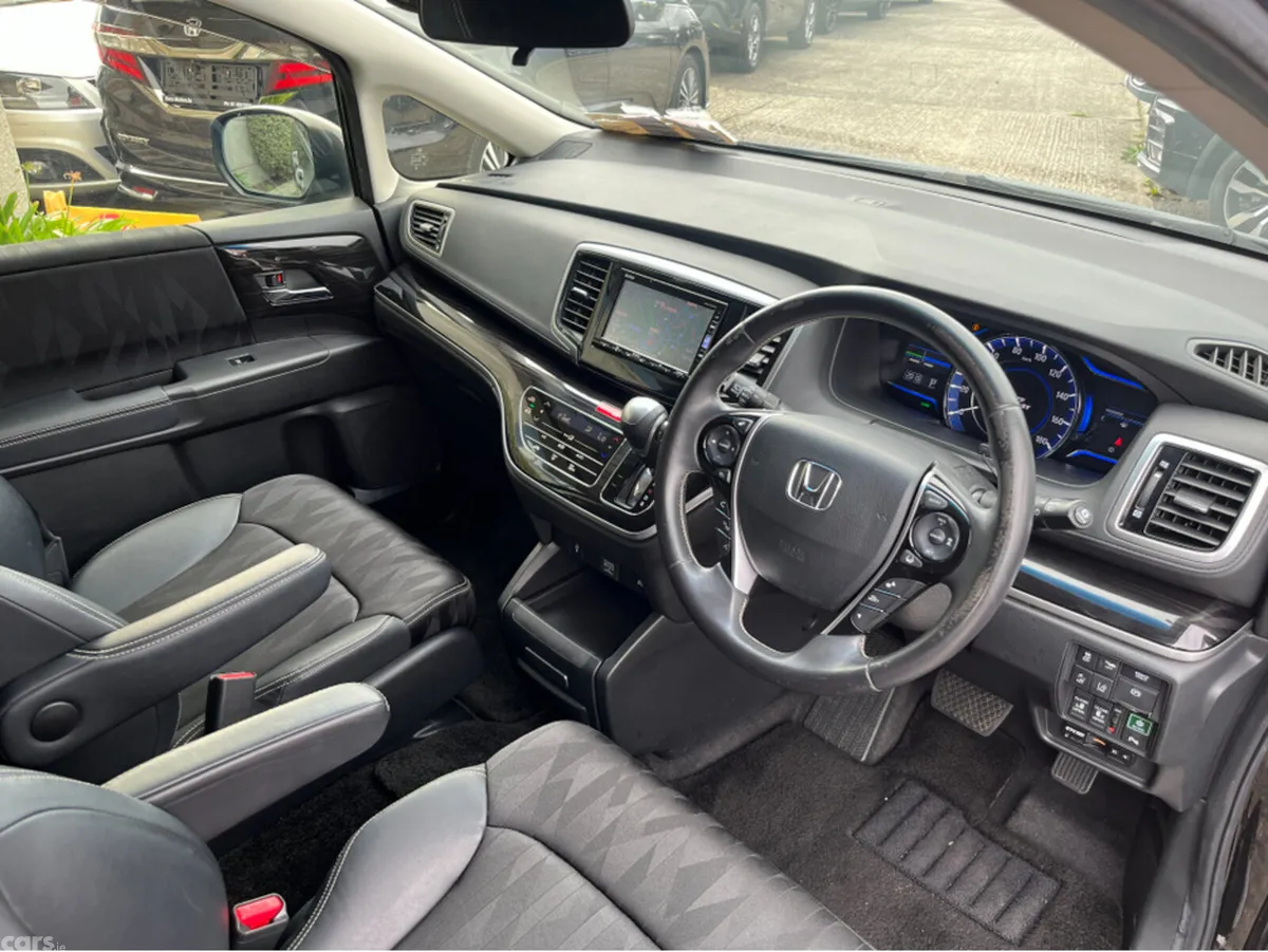 Honda Odyssey MPV, Petrol Hybrid, 2018, Black