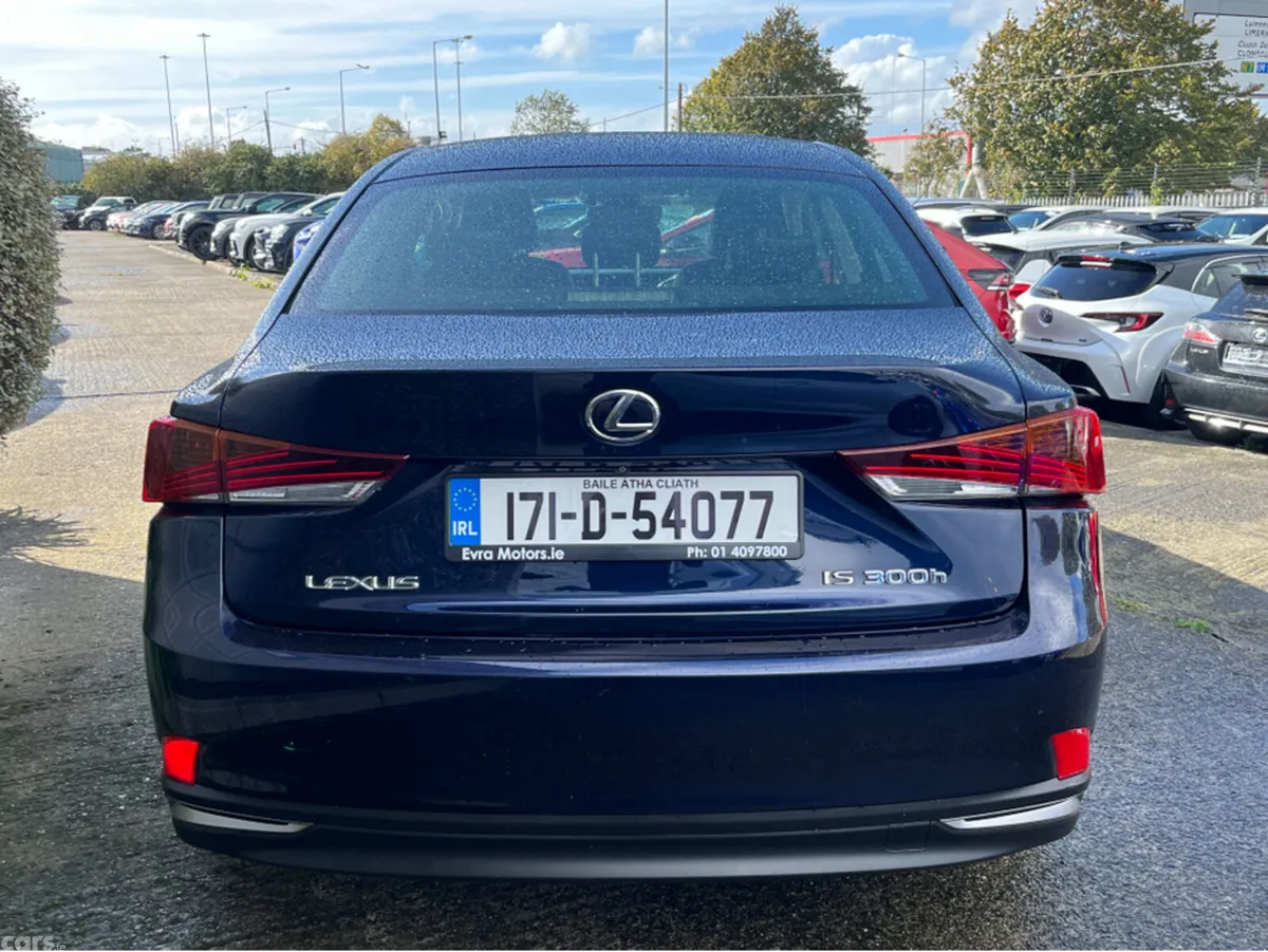 Lexus IS Saloon, Petrol Hybrid, 2017, Blue