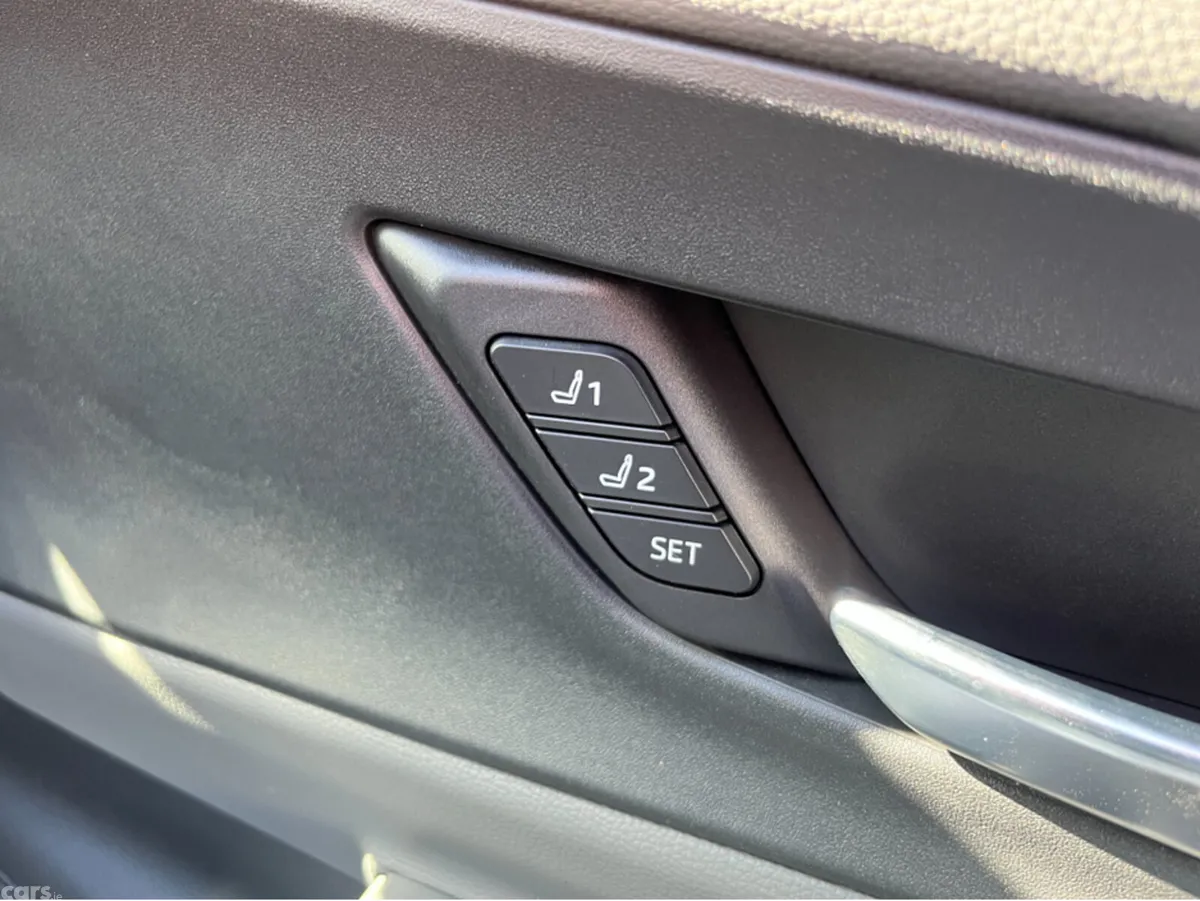 Toyota Prius Saloon, Petrol Hybrid, 2023, White