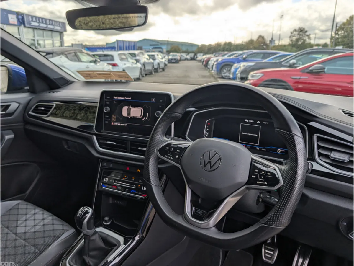 Volkswagen T-Roc SUV, Petrol, 2023, Blue