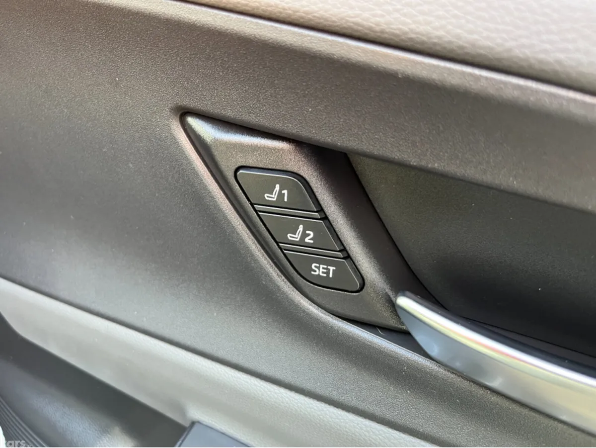 Toyota Prius Saloon, Petrol Plug-in Hybrid, 2024, Black