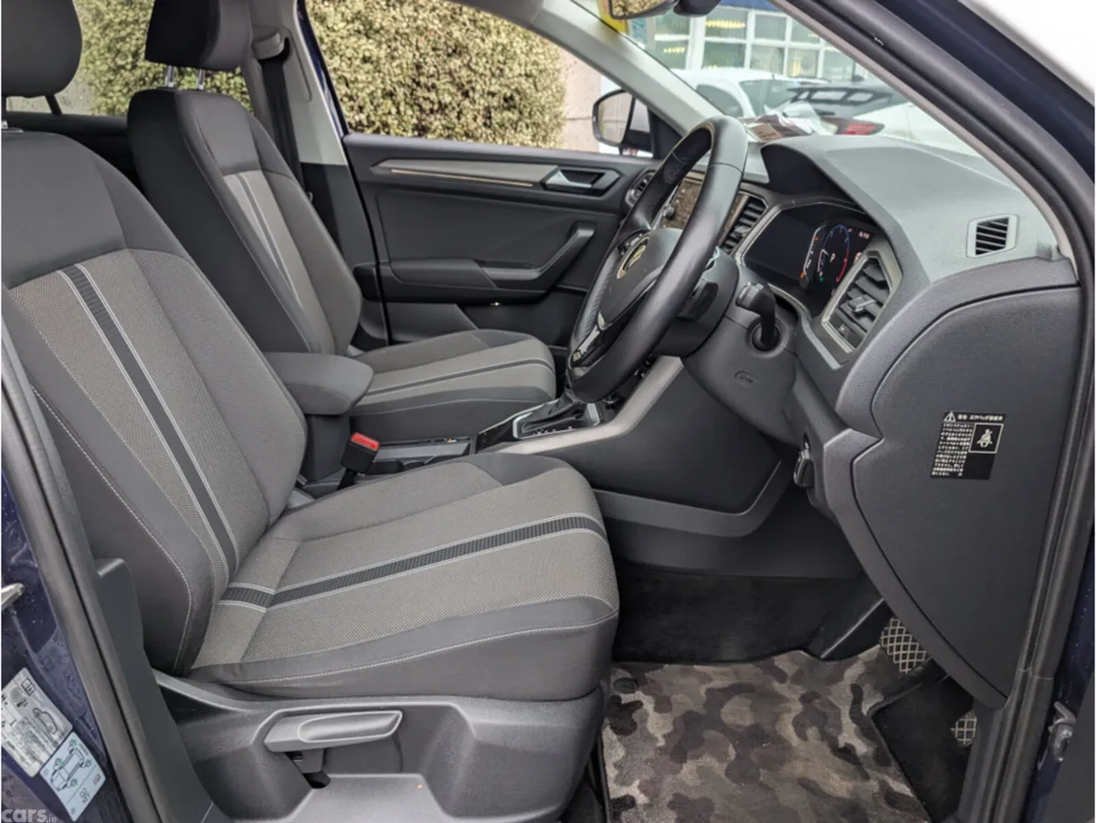 Volkswagen T-Roc SUV, Diesel, 2021, Blue